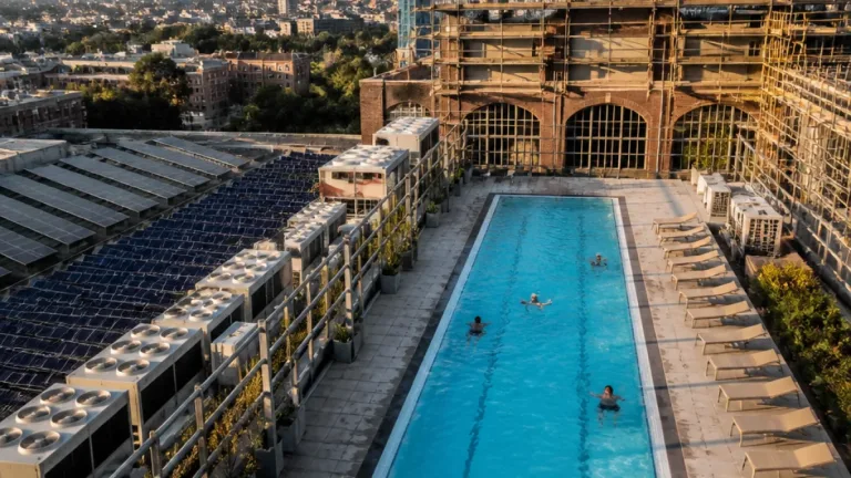 Anderlecht : cap franchi pour une piscine sur le toit de la « Manufacture »