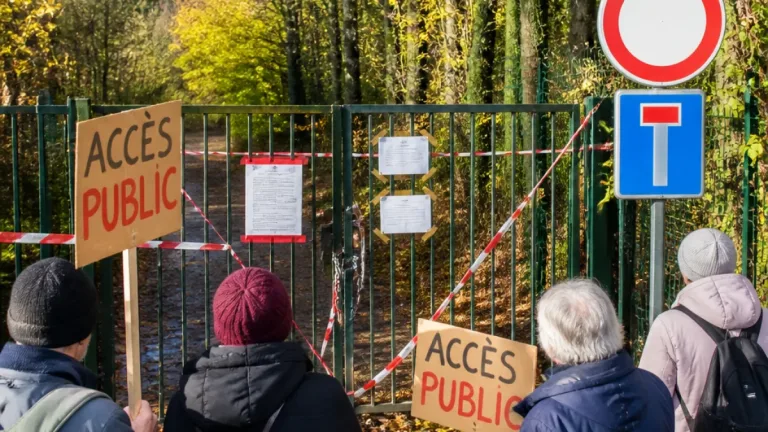 Bois Naniot: des riverains se mobilisent tandis que la Ville porte l'affaire en cassation
