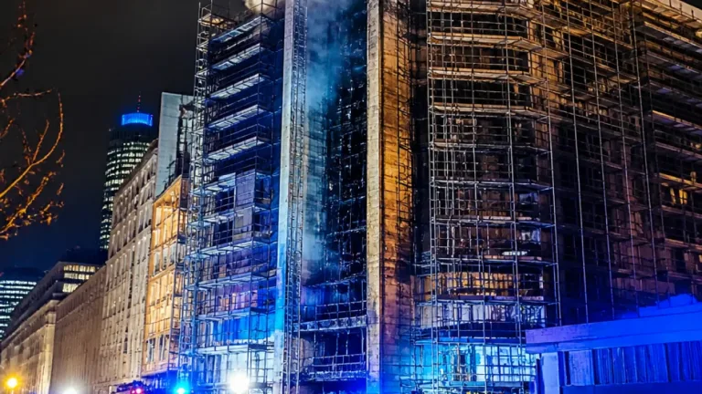 Bruxelles : six morts et deux blessés graves après l'incendie du chantier OXY