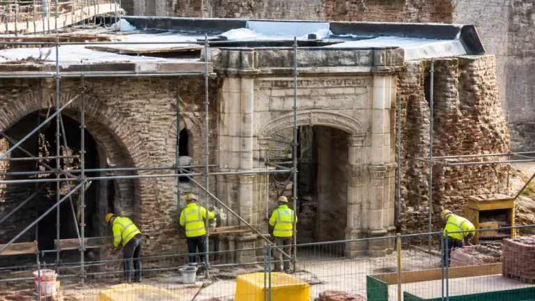 Gand: vaste restauration des ruines de l’abbaye Saint-Bavon, 1,3 million d’euros mobilisés