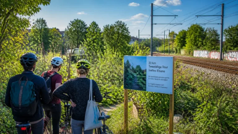 Ixelles: une balade à vélo pour découvrir le bois Ernotte-Varda et ses enjeux