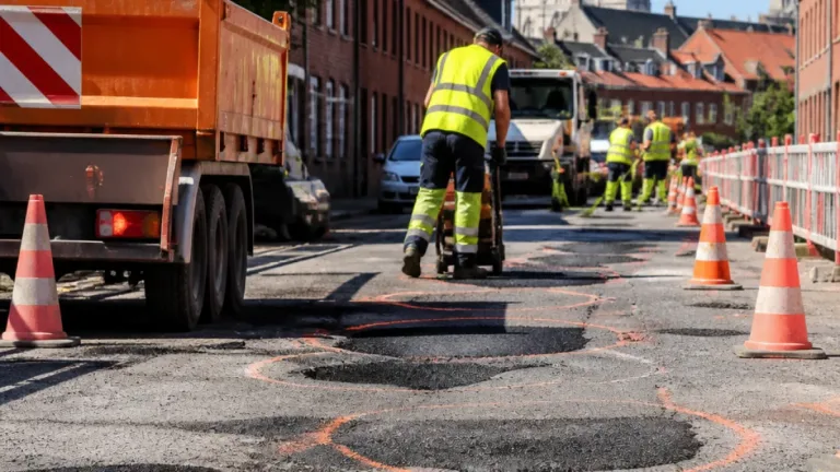 Tournai : la rue Jean Cousin réhabilitée — travaux de réparation des nids-de-poule dès le 27 juillet